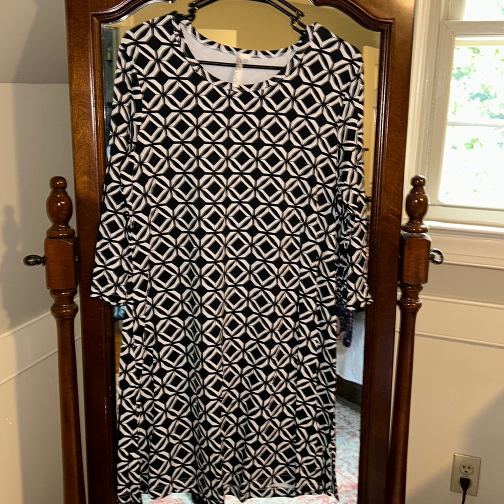 LuluB dress size medium
